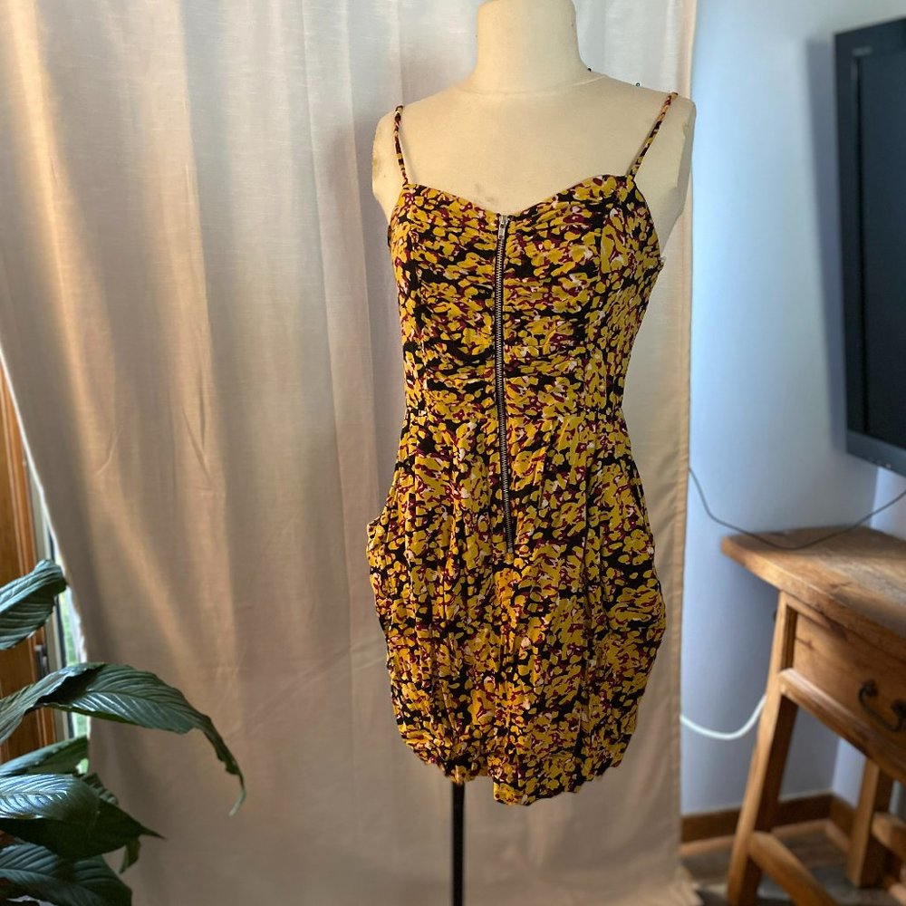 Zip front sundress WITH POCKETS!!
